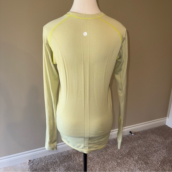 Lululemon Swiftly Tech Shirt Long-sleeve Tee Yellow Women's Size 8 - Picture 7 of 11
